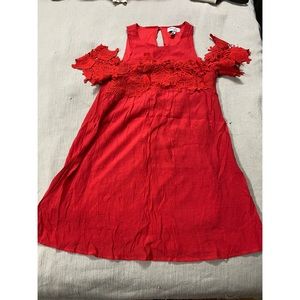 Red summer dress with hanging sleeves
